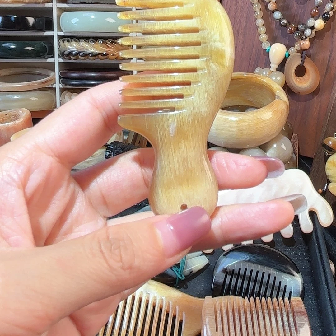 卓***生非金属无高贵羊小梳子