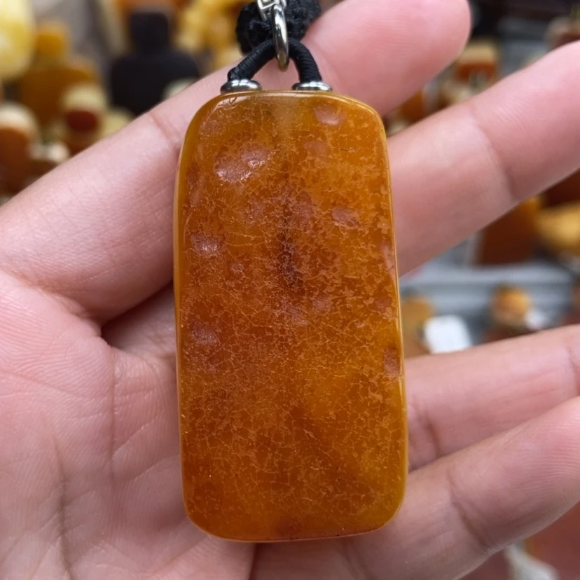 【闪购商品】琥珀颈饰未镶嵌