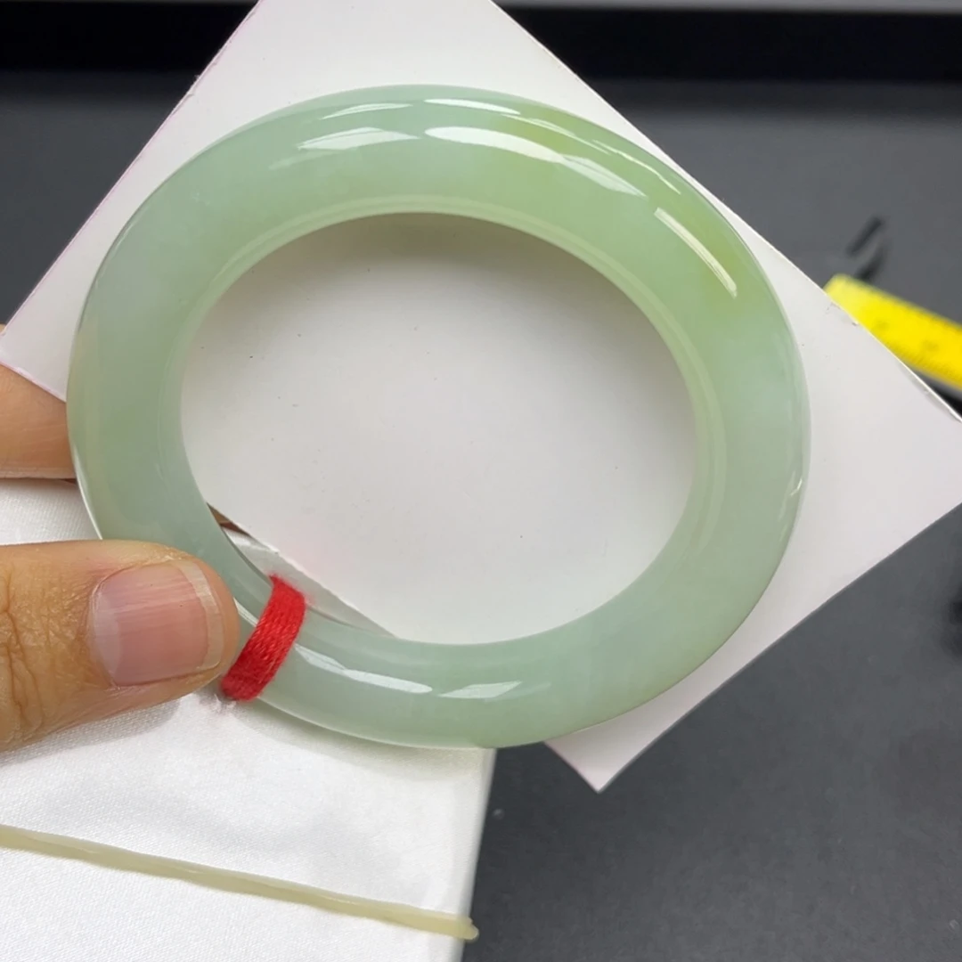 翡翠未镶嵌手镯手镯