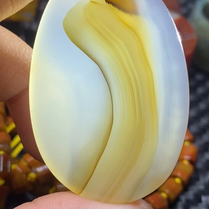 玛瑙/玉髓颈饰未镶嵌文*贵