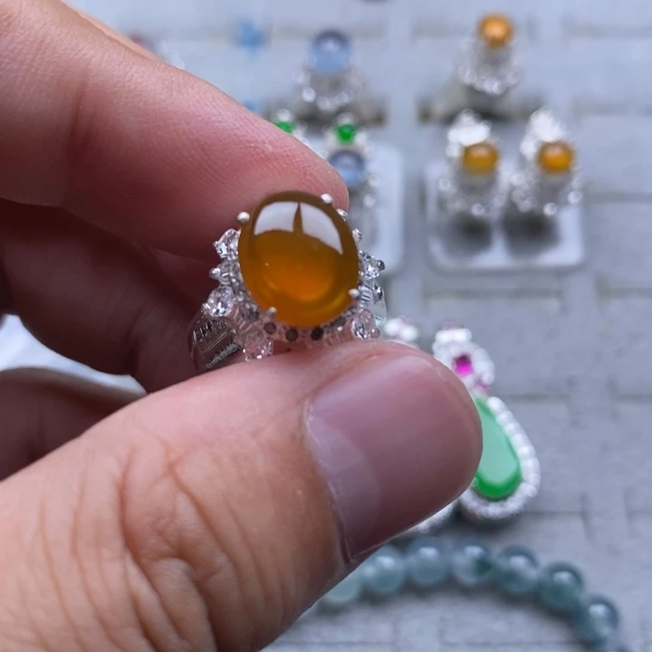 定制翡翠未镶嵌高冰玻11.2mm