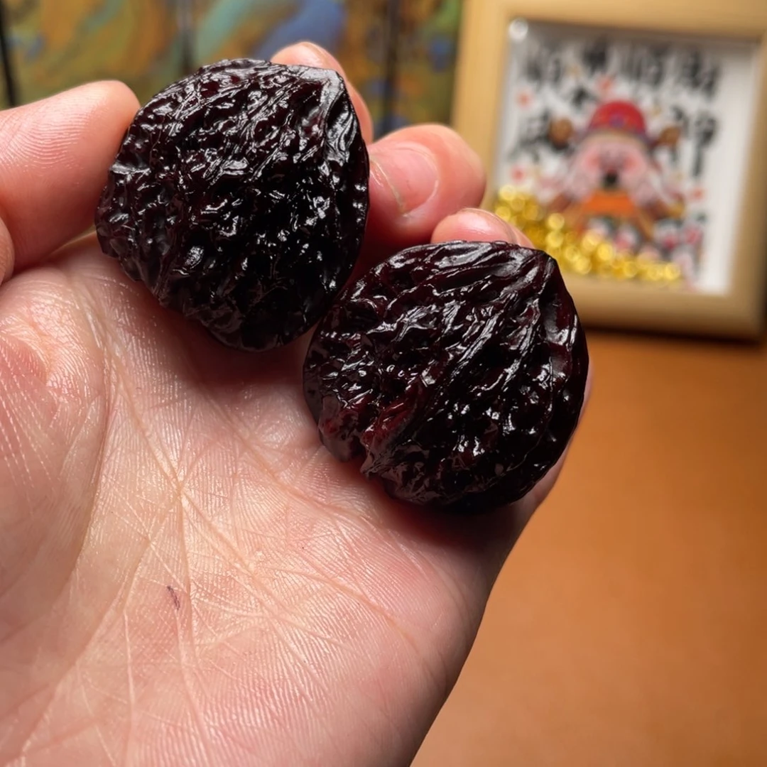 核桃地闷文玩手把件不退不换1