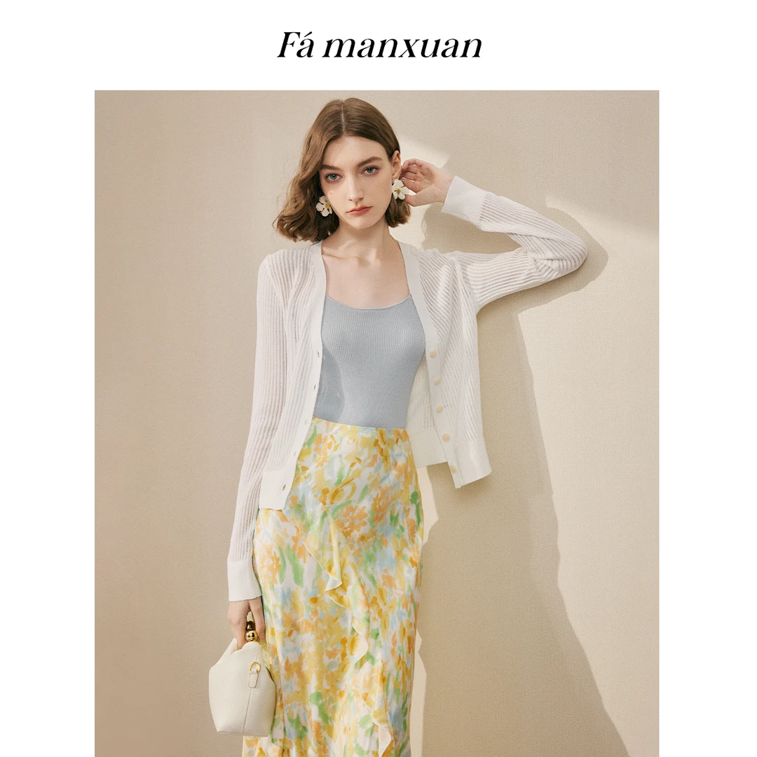 法曼萱呼吸感镂空坑条纹理V领针织开衫女2025年夏新款高级感上衣