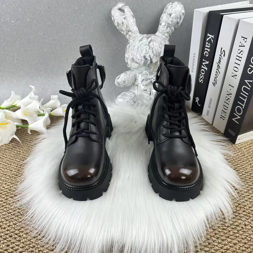 复古风厚底马丁靴2025秋冬新款软底舒适不累脚增高显瘦洋气女靴
