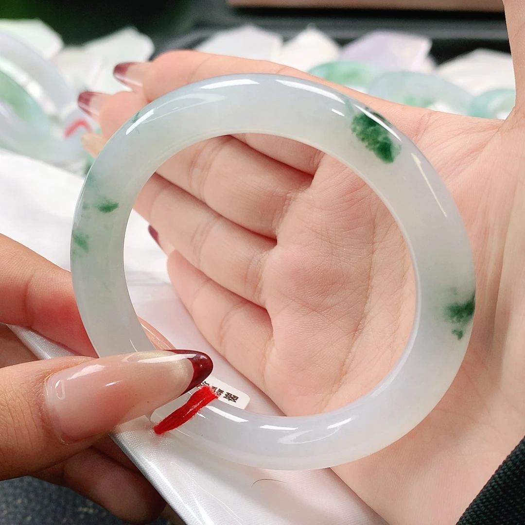 翡翠未镶嵌手镯缅甸天然翡翠