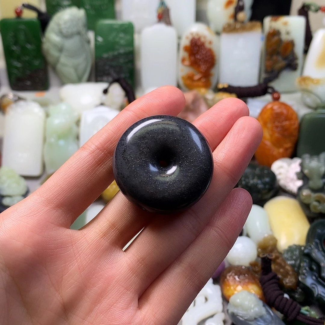 未镶嵌和田玉挂件b****y