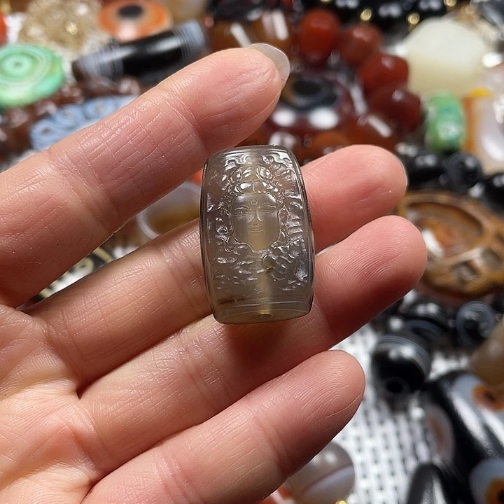 玛瑙/玉髓未镶嵌挂件