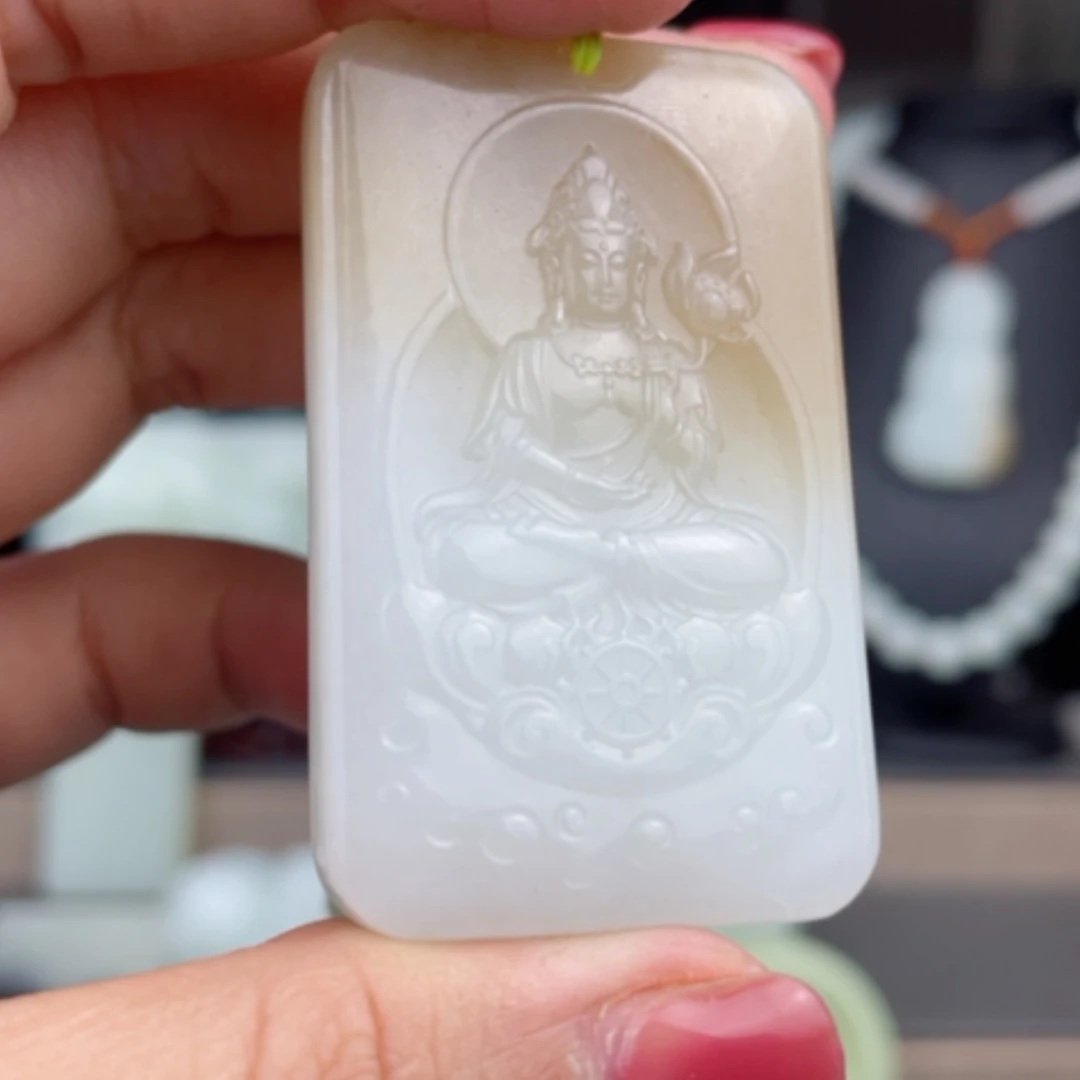 【闪购商品】颈饰未镶嵌和田玉
