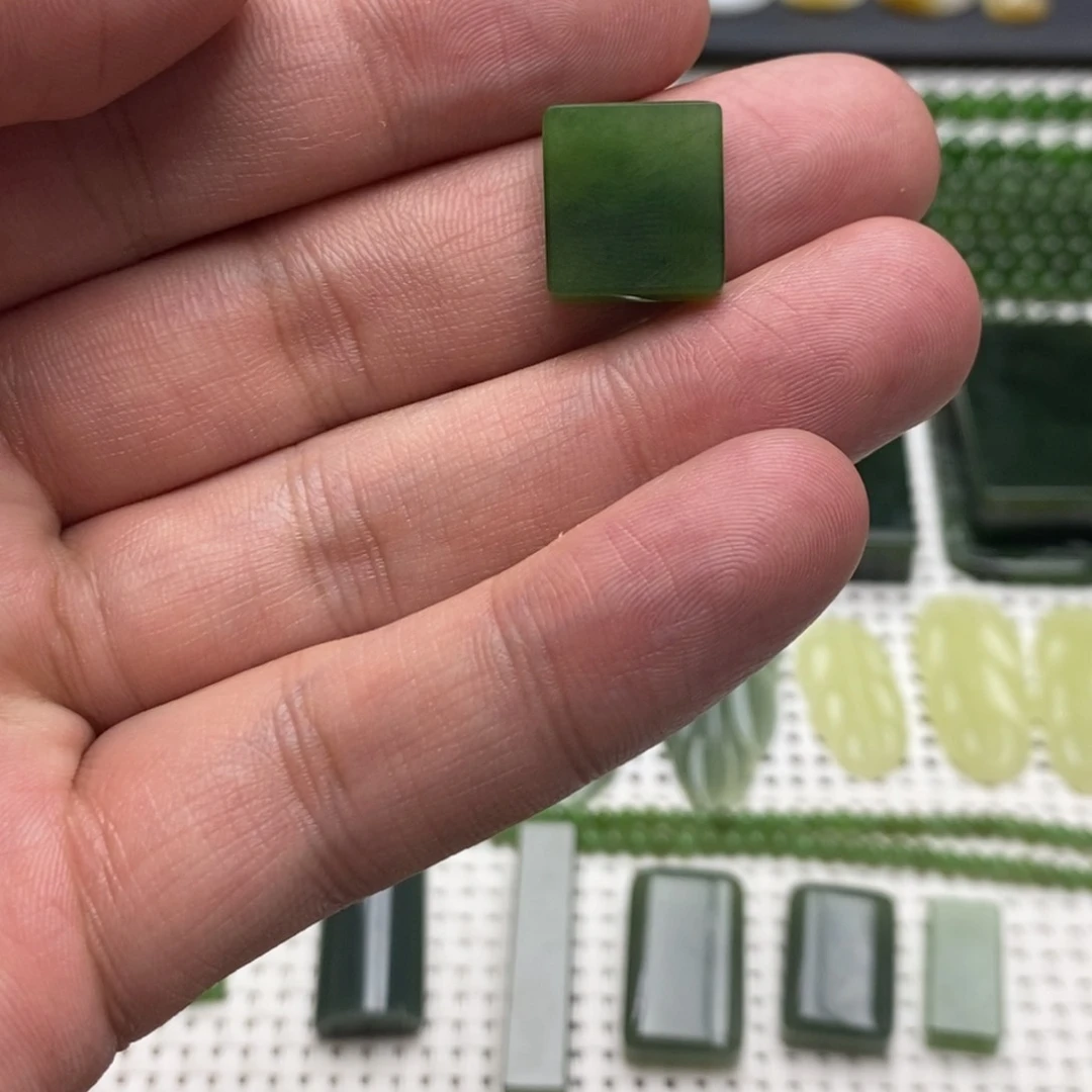 和田玉（碧玉）吊坠(不含链)未镶嵌旧**止