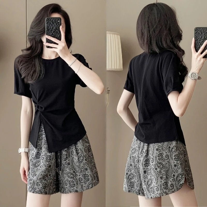 韩系休闲运动套装女2025新款夏季减龄开叉不规则短袖短裤两件套潮