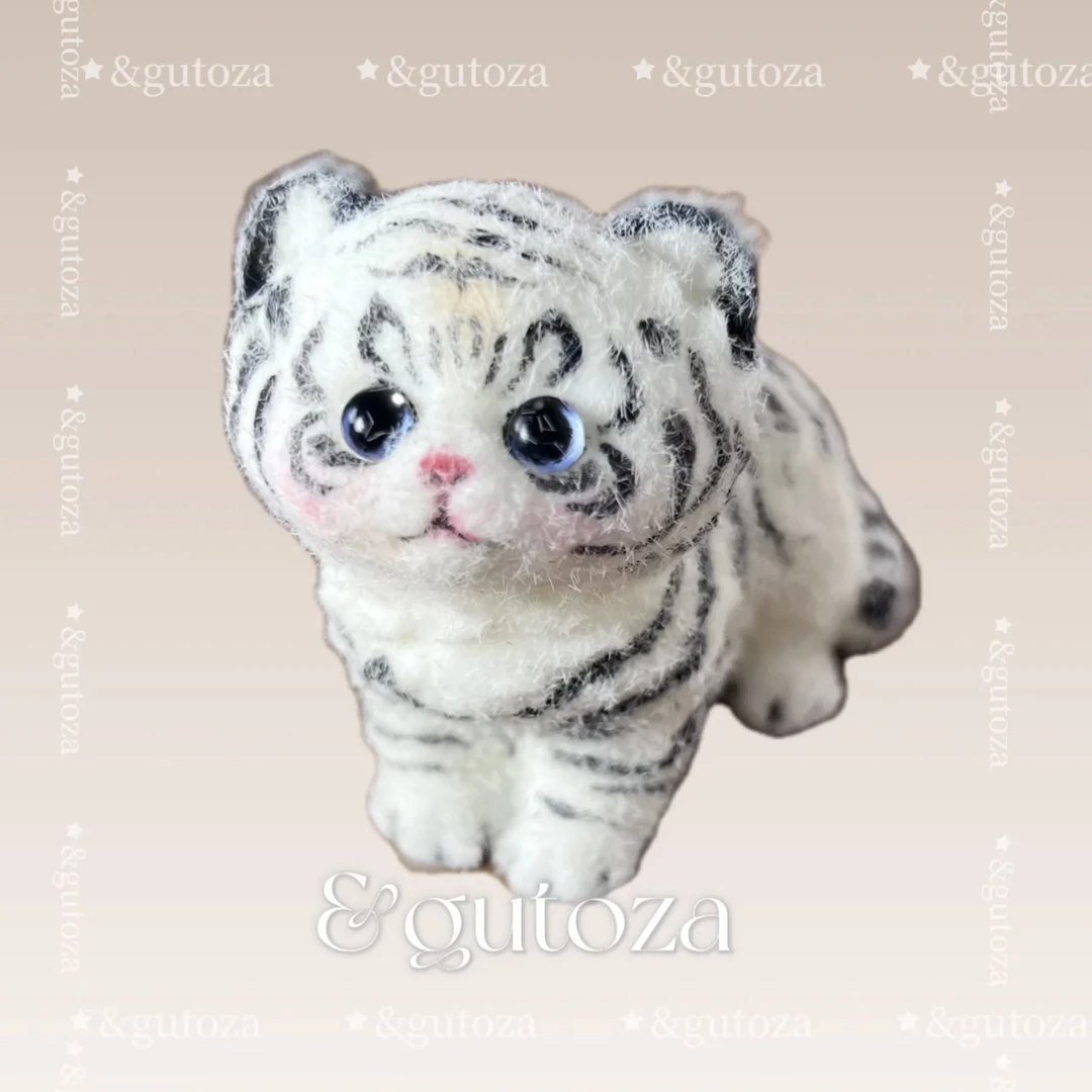 【白虎】奶香小虎·骨头自制纯手绘捏捏