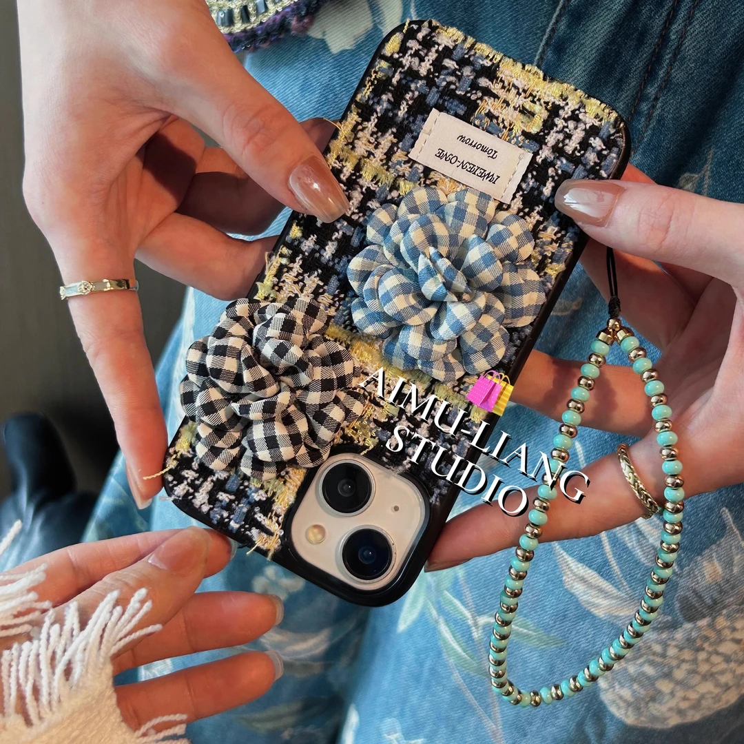 AIMU原创枫林晚花呢布艺适用iPhone16promax手机壳苹果15链141312