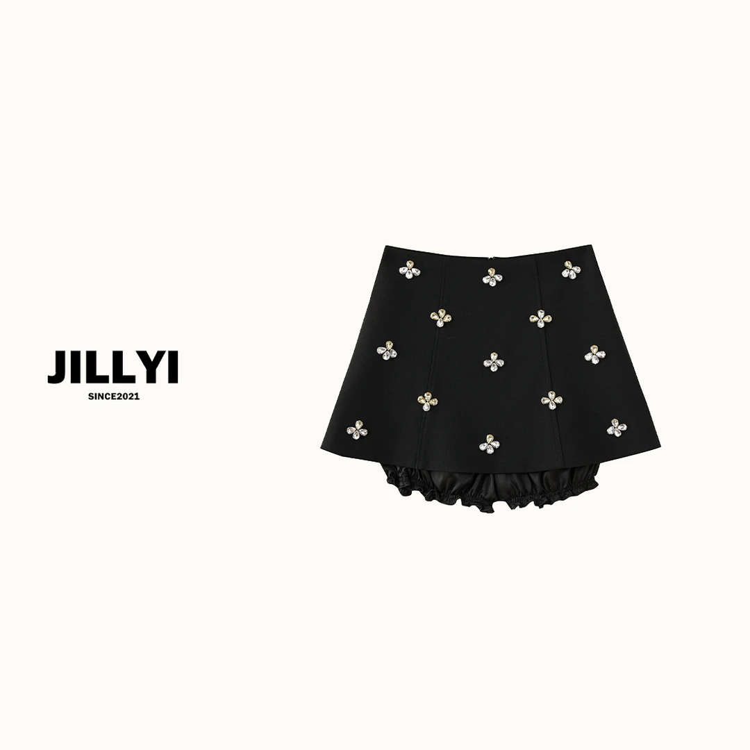 JILLYI南山店【花苞钻石】时尚气质显瘦手工缝钻修身花苞女装小短裤