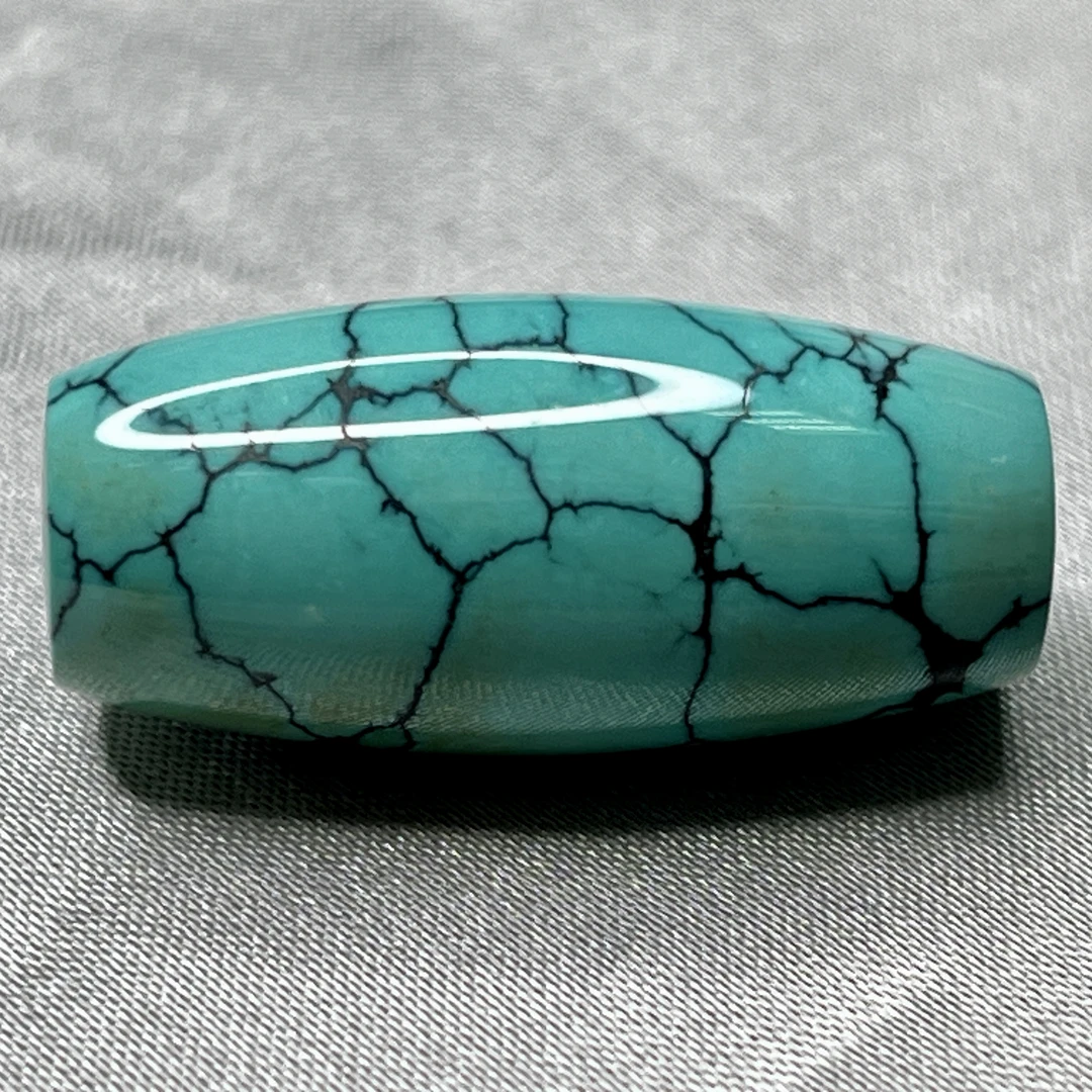 绿松石水草网花纹桶珠,顶瓷,尺寸11.8x25.4mm重6.17克