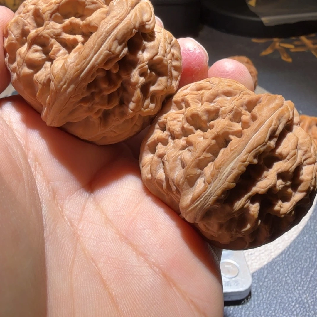 风****把件文玩核桃红锦鲤