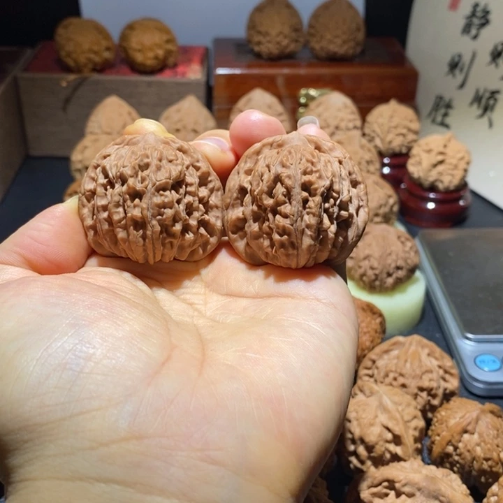 文玩核桃吊坠四座楼40+