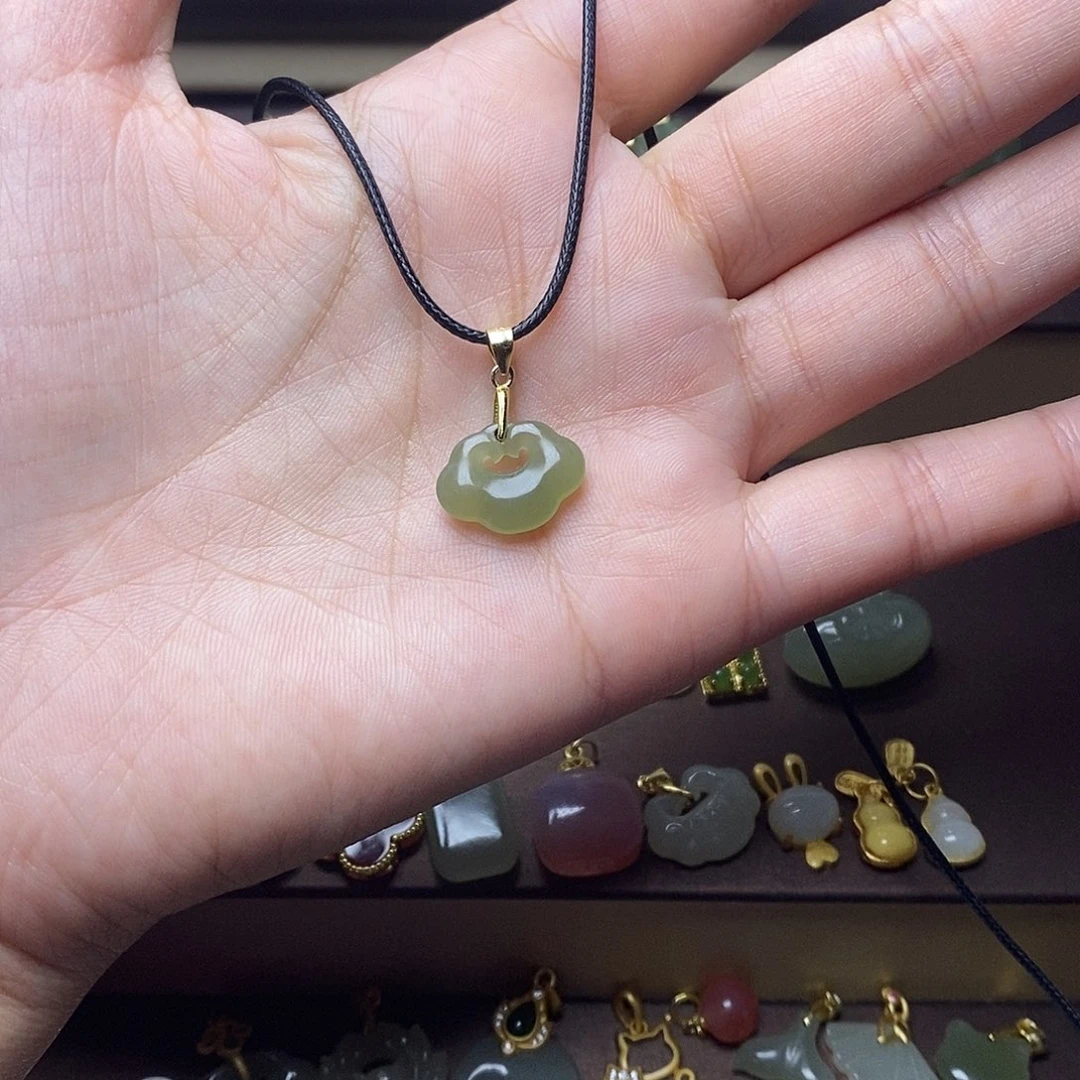 和田玉颈饰银S925镶嵌