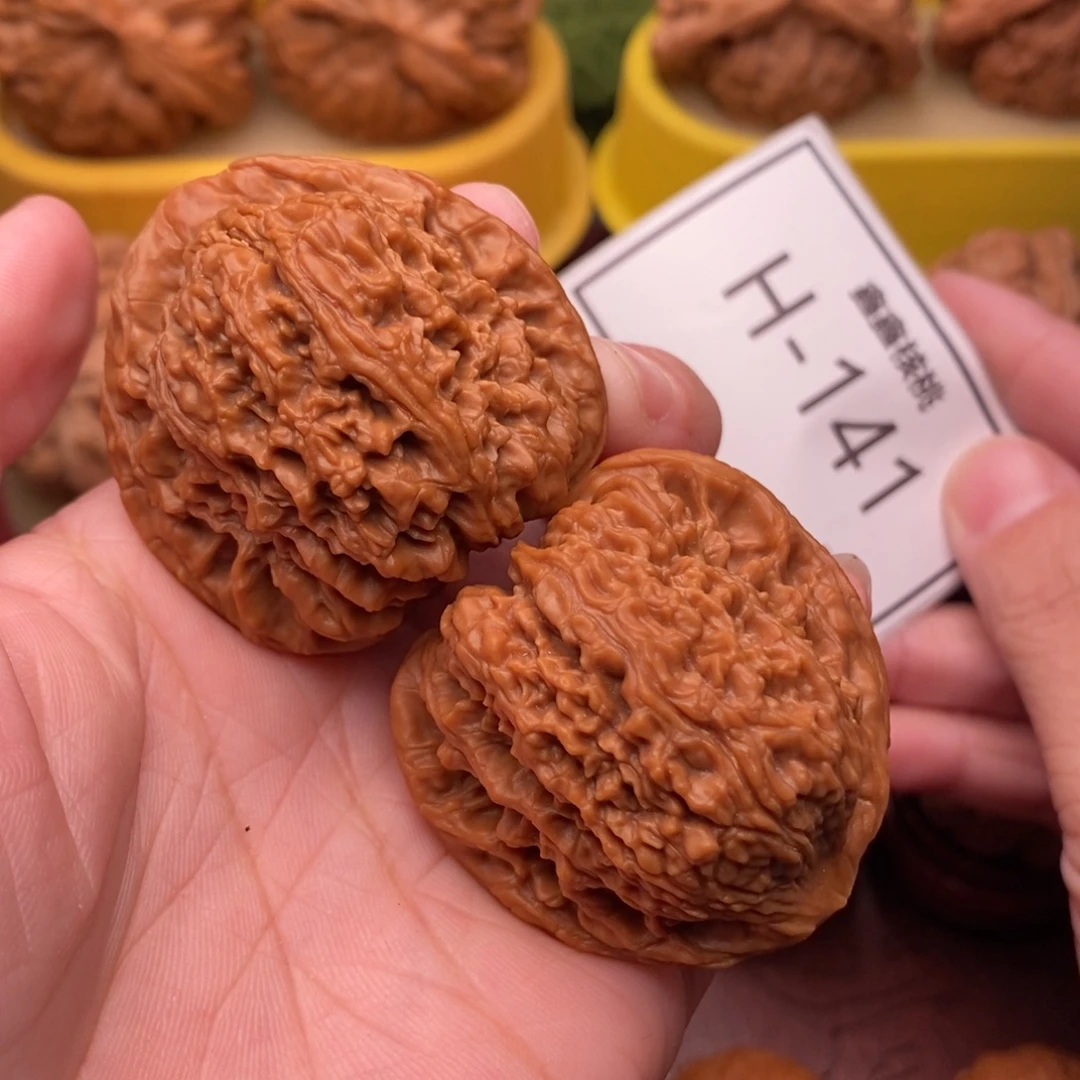 把件桃核南疆41…..