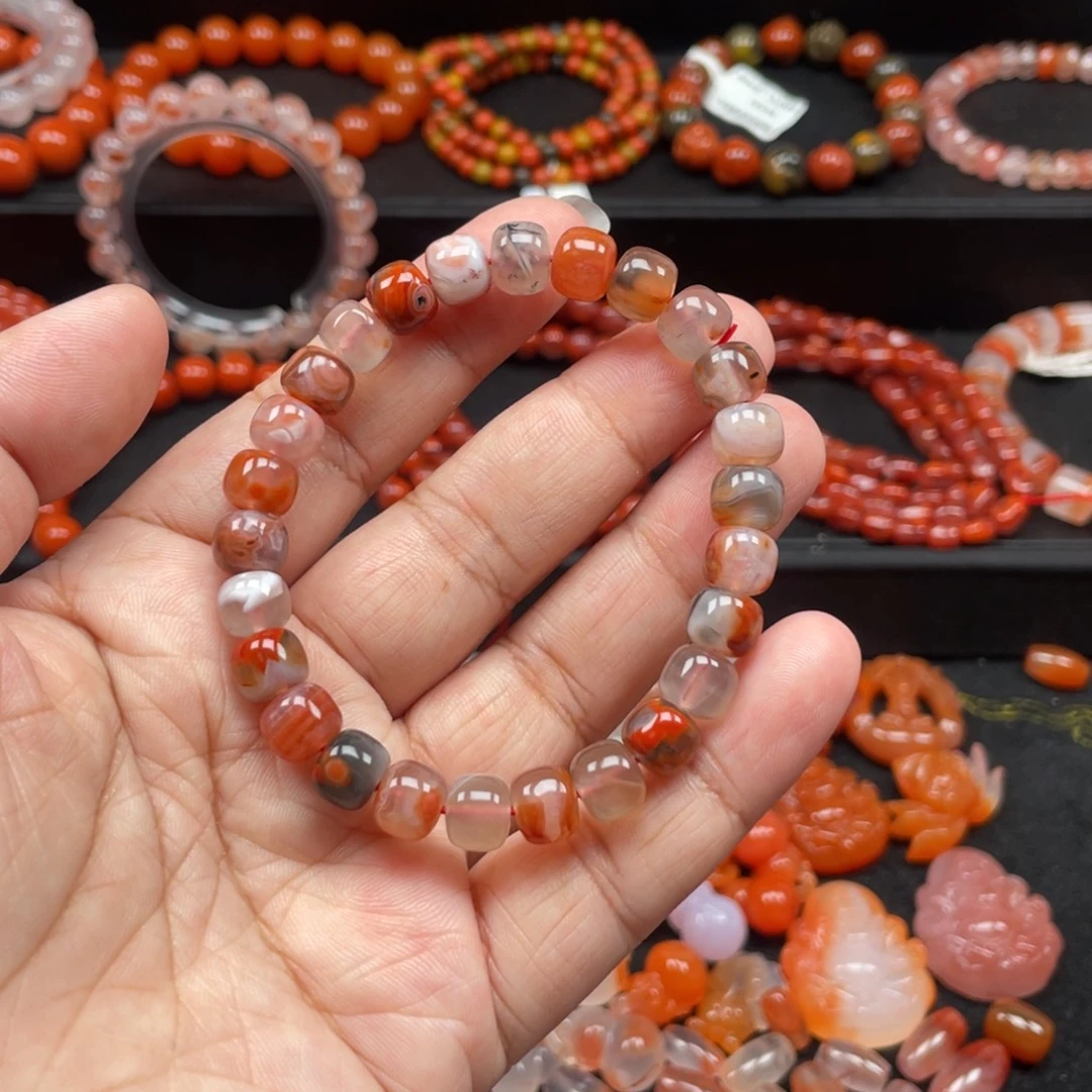 南红玛瑙未镶嵌卡8三色水墨