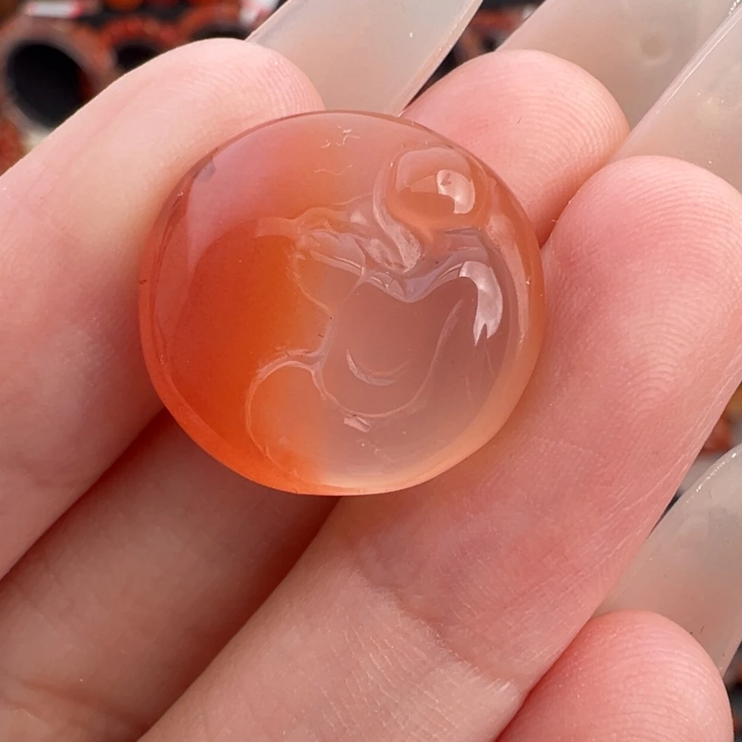南红玛瑙未镶嵌颈饰悟道