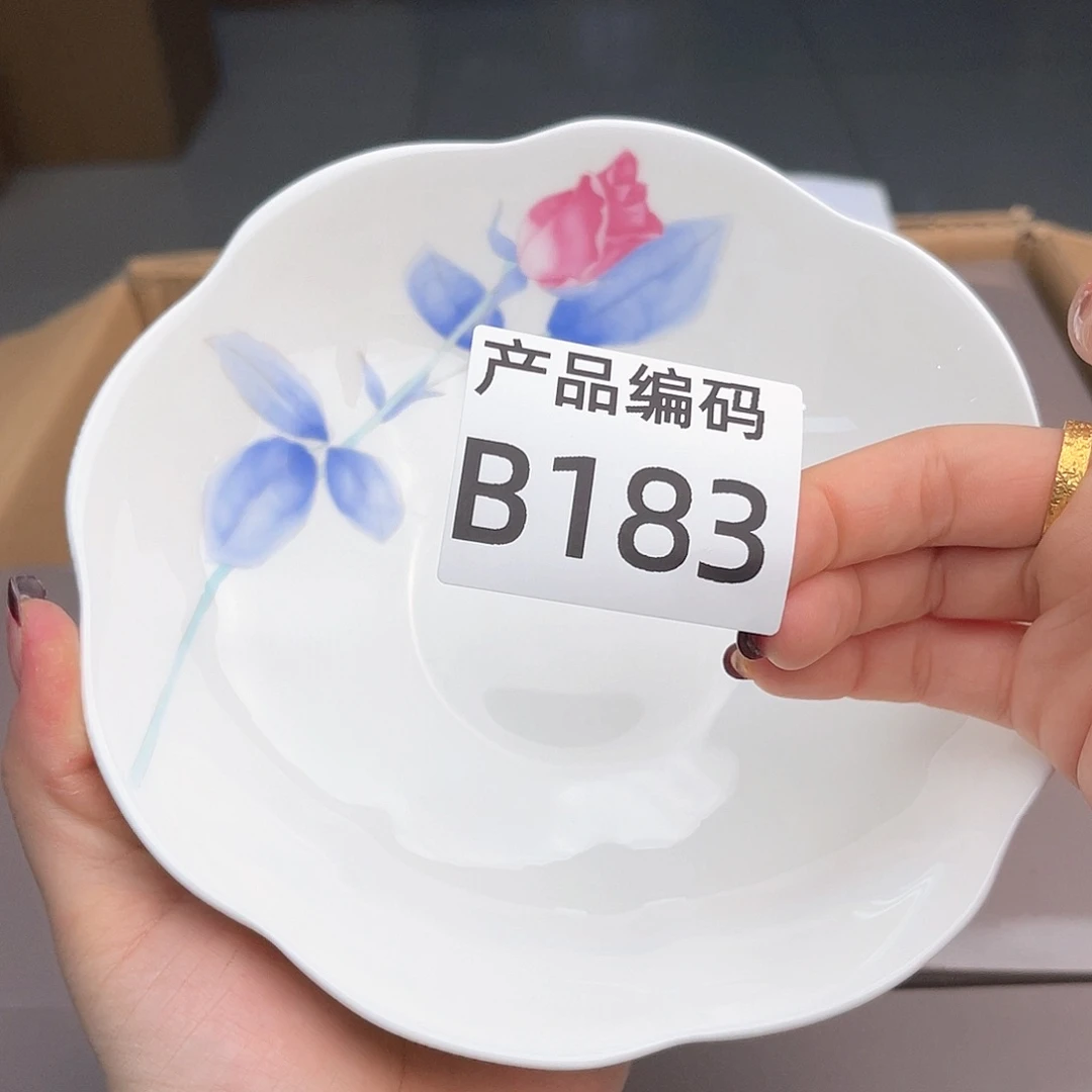 瓷片我哦哦哦哦哦哦哦