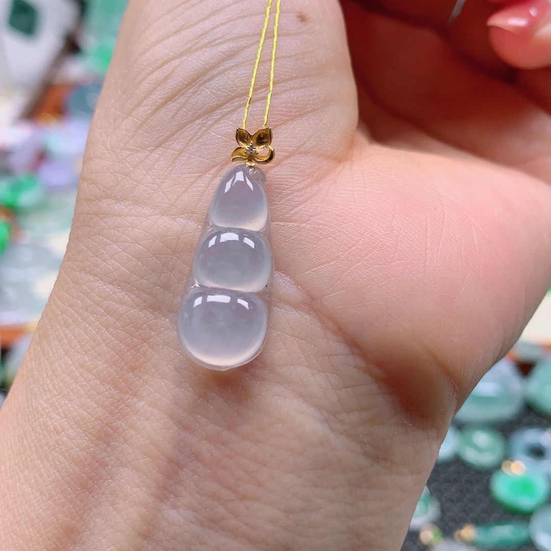 缅甸天然A货翡翠，冰种福豆 编号179/703尺寸23.6-10-4.8