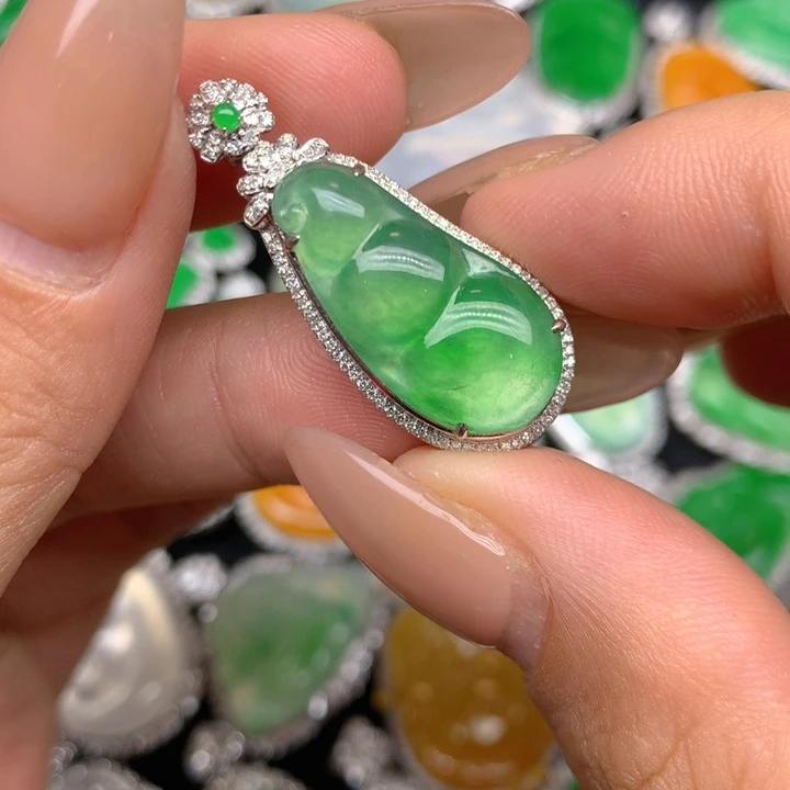 翡翠18K金镶嵌吊坠(不含链)