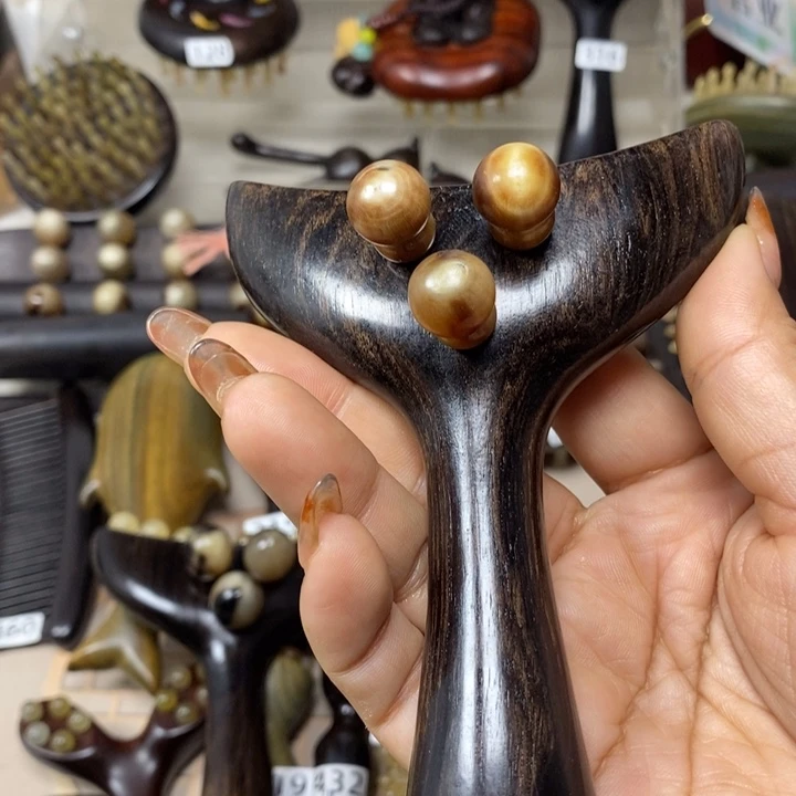 紫光檀羊角加牛角月牙梳