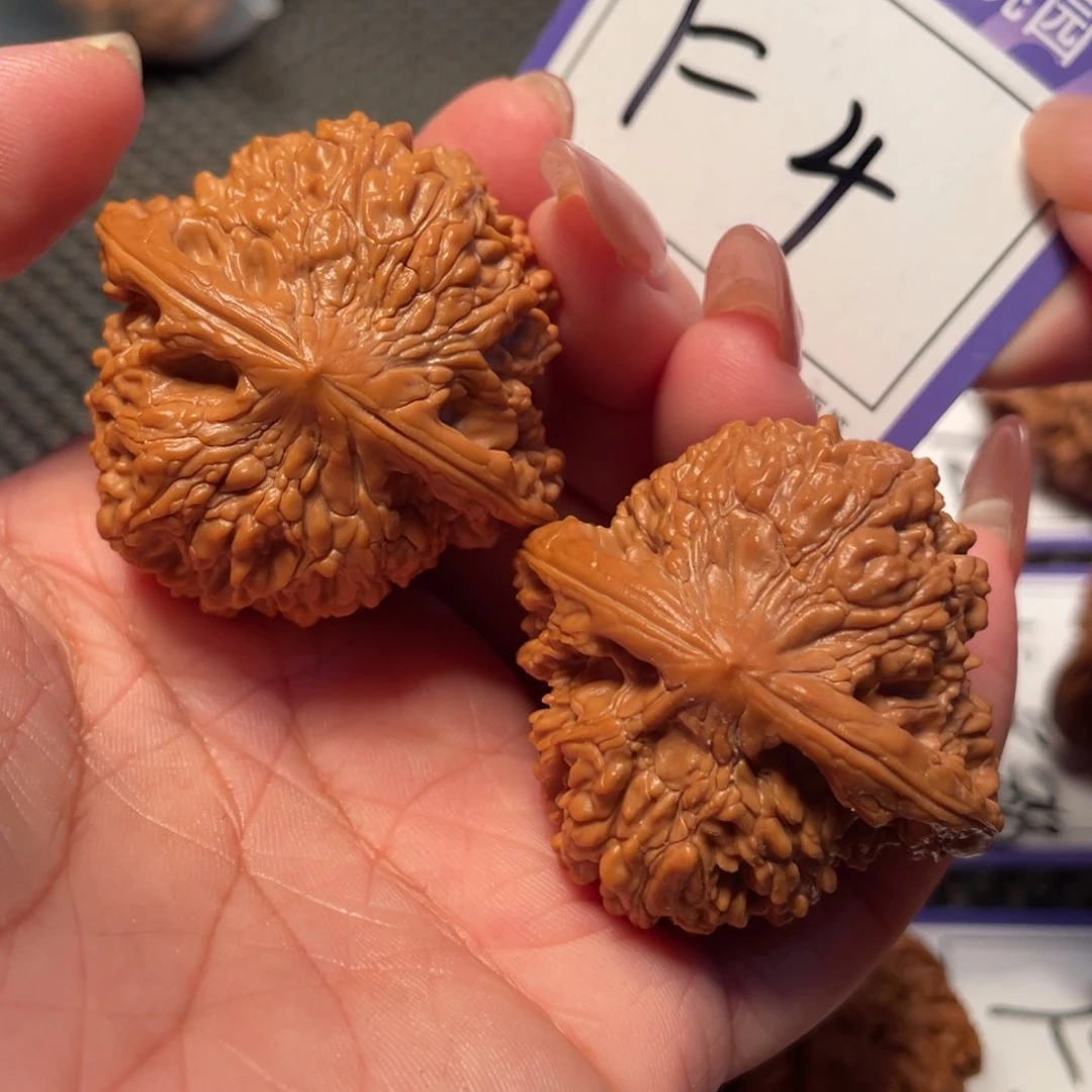 文玩核桃把件4号满天星43