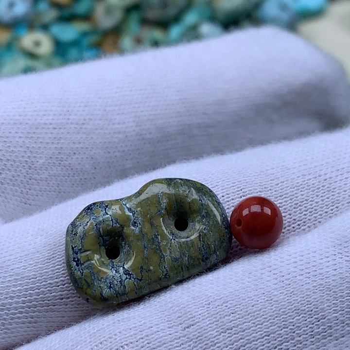 未镶嵌南红玛瑙珠宝奇石