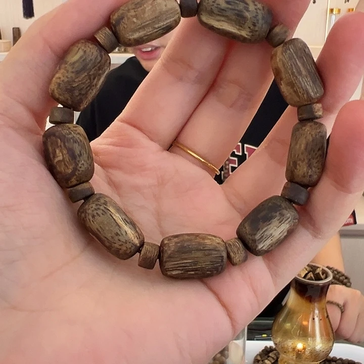 沉香沉香碎屑留疤z