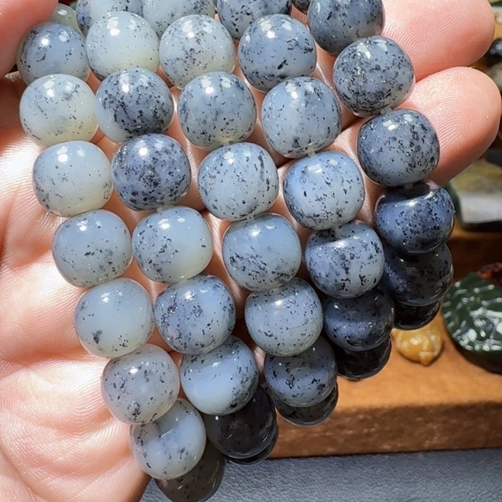 和田玉未镶嵌手链颜色多样性发货拍一发一