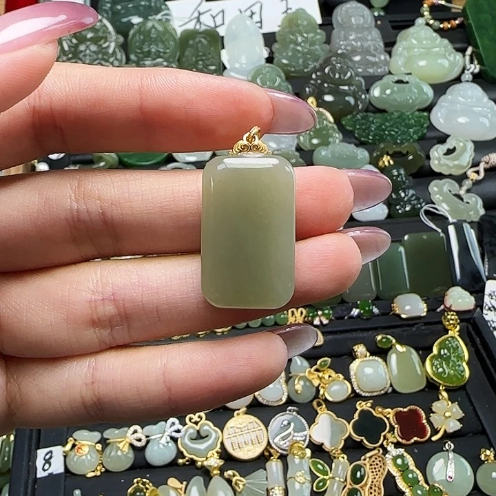颈饰银S925镶嵌和田玉