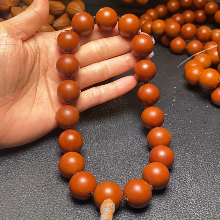 橄榄核吊坠1.8尺寸树王19颗手持全品