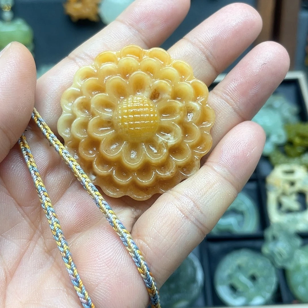 未镶嵌蛇纹石玉颈饰