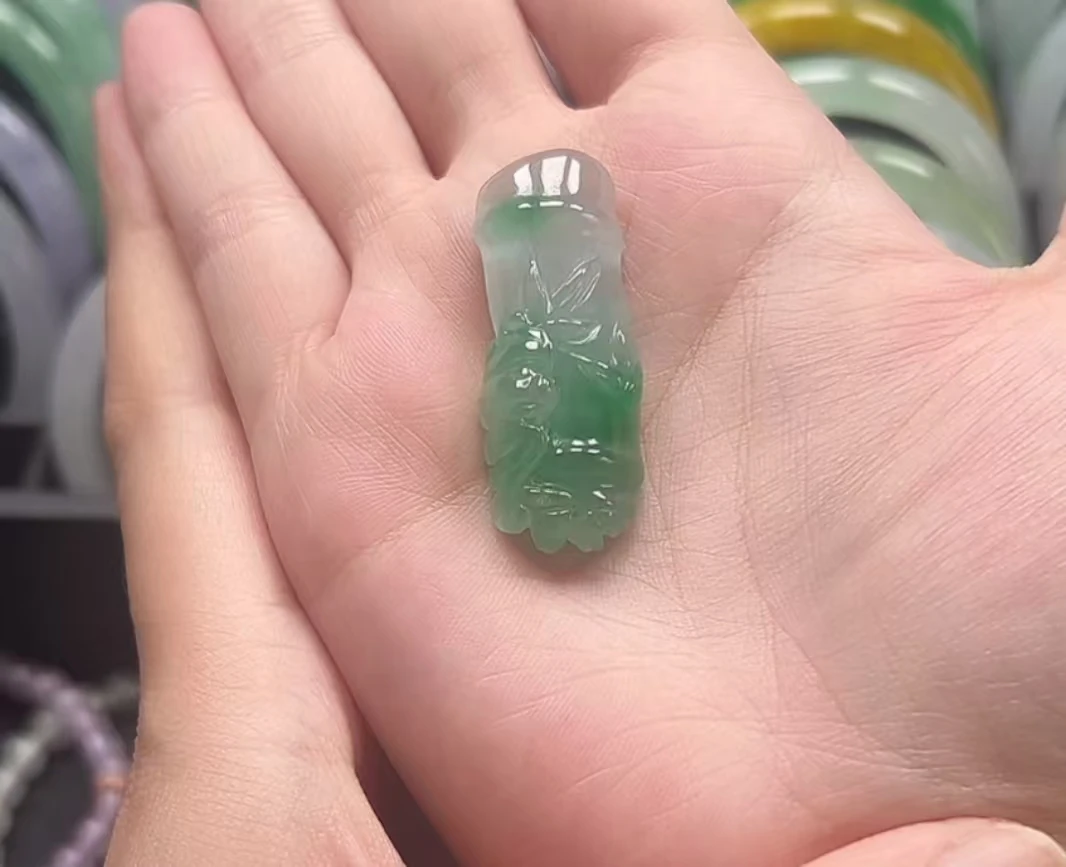 飘绿竹节节节高。