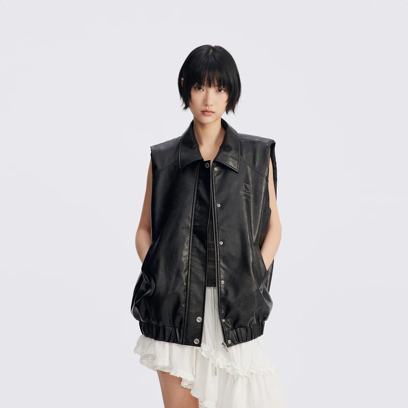 【陈丽君同款】REVAN芮范HelloKitty黑色马夹RL70701229