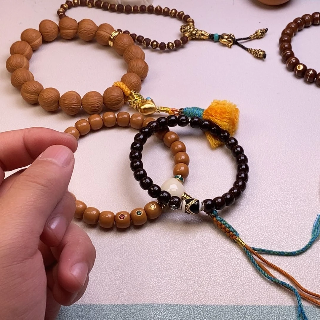 椰蒂吊坠。。。。。。。。。。。。