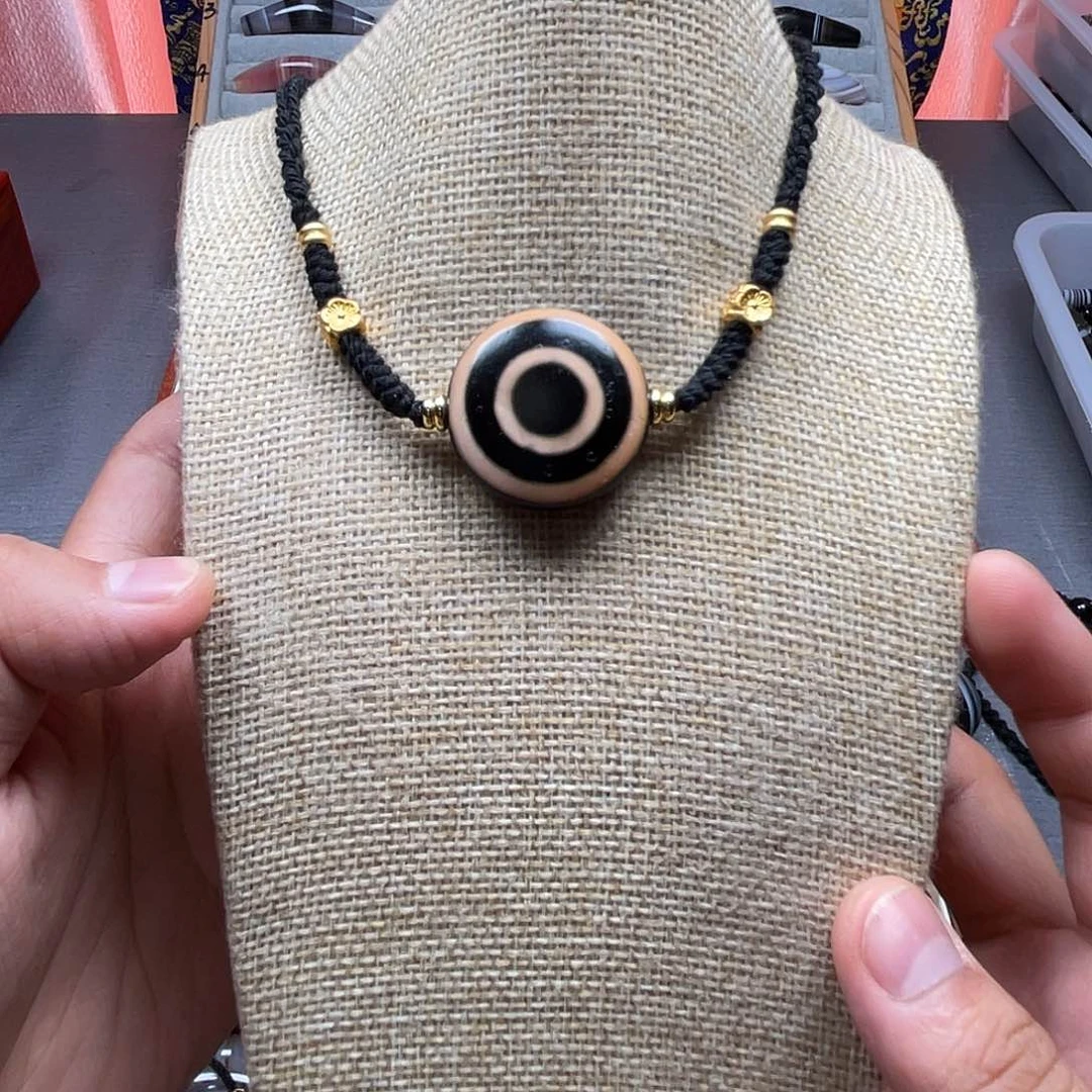 未镶嵌颈饰玛瑙/玉髓（覆膜）