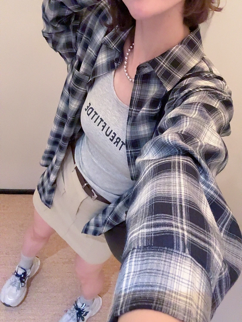 老赵服饰 韩版通勤拼色格长袖衬衫上衣+叠穿背心两件套21AU3858