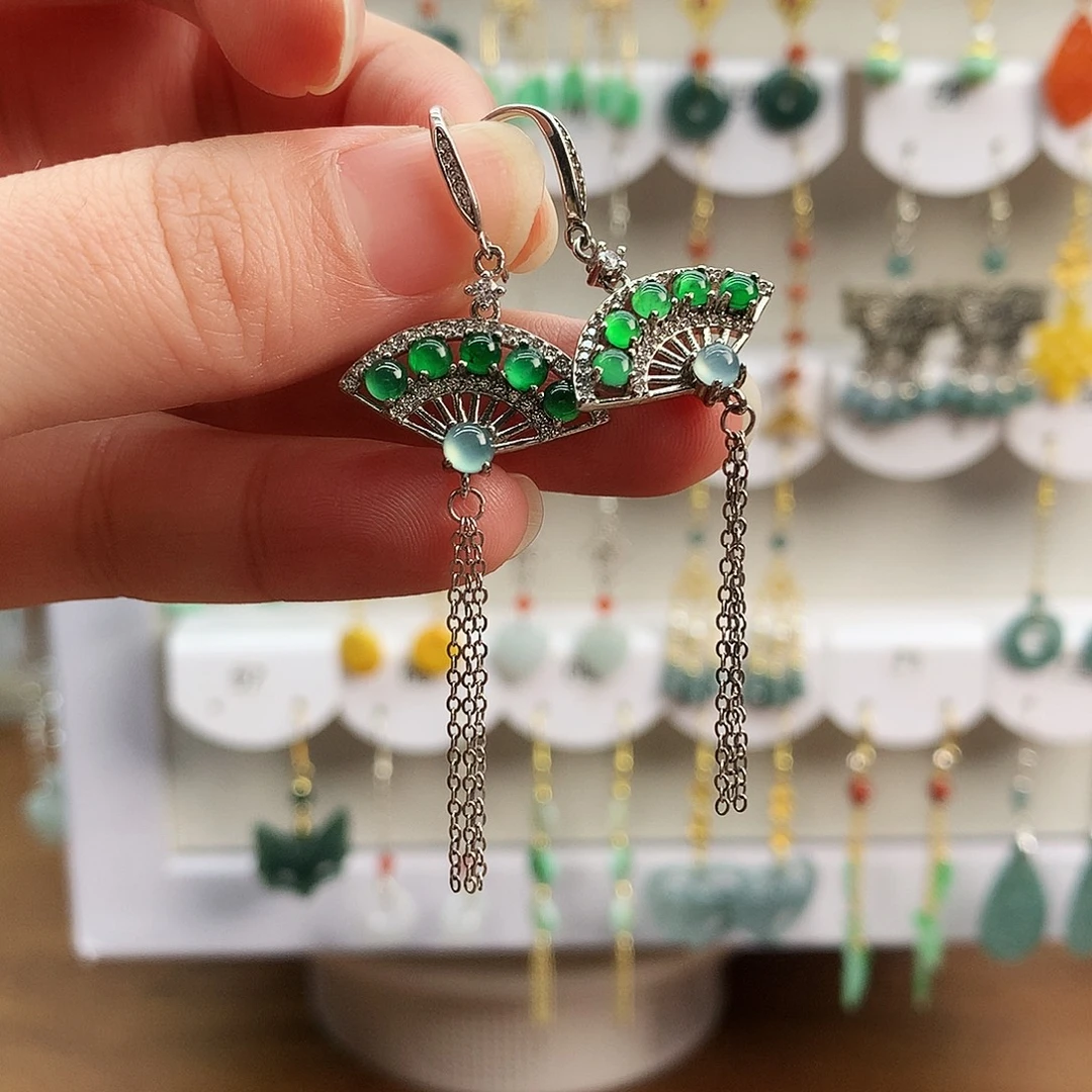 翡翠未镶嵌耳饰扇子