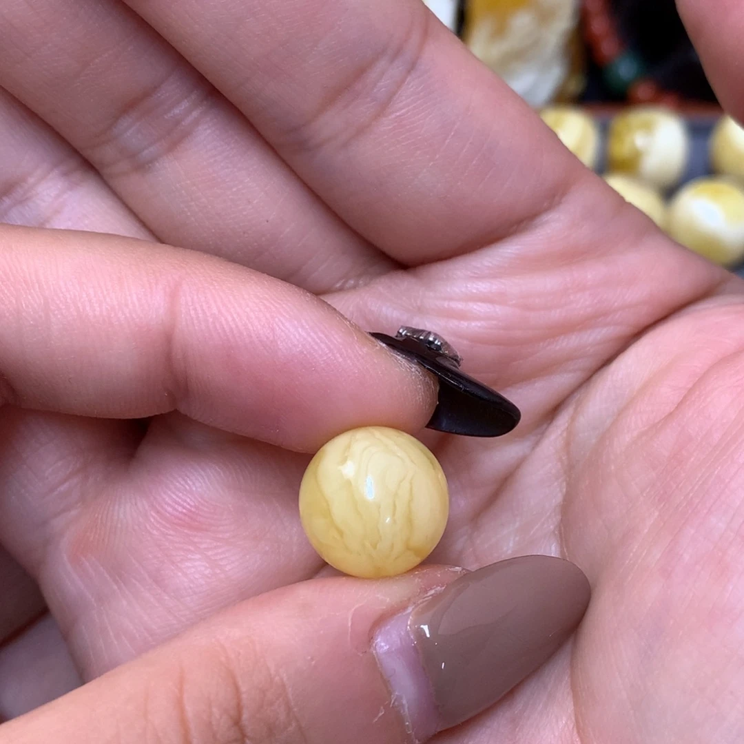 琥珀未镶嵌裸石蜜蜡