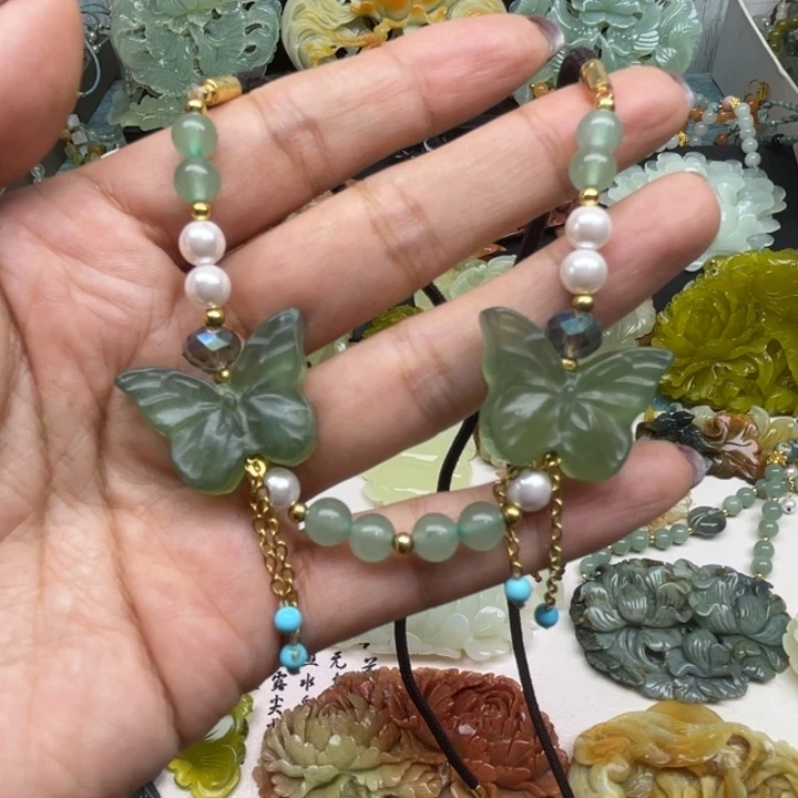 蛇纹石玉未镶嵌颈饰