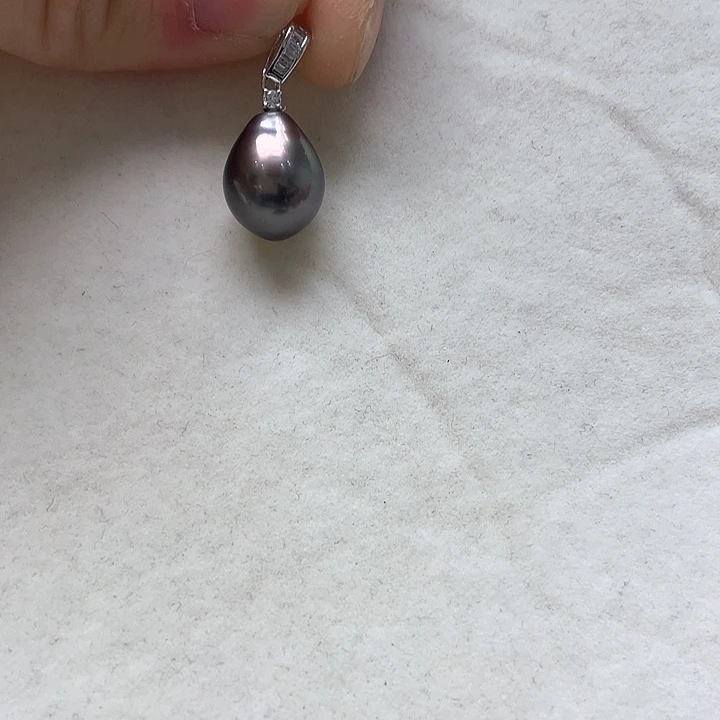 18K金镶嵌海水珍珠项链