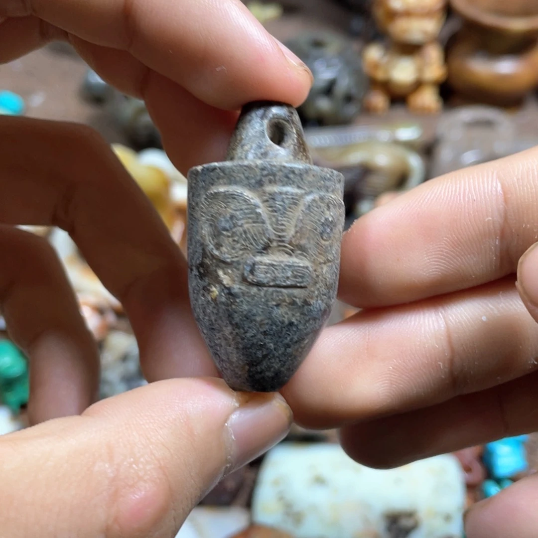 未镶嵌和田玉（糖玉）挂件