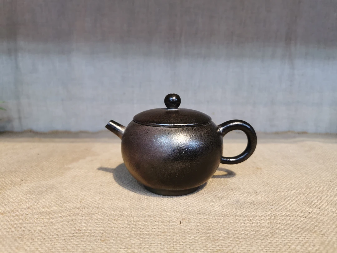 云南建水紫陶浪鬼柴烧无相作品精品壶160毫升