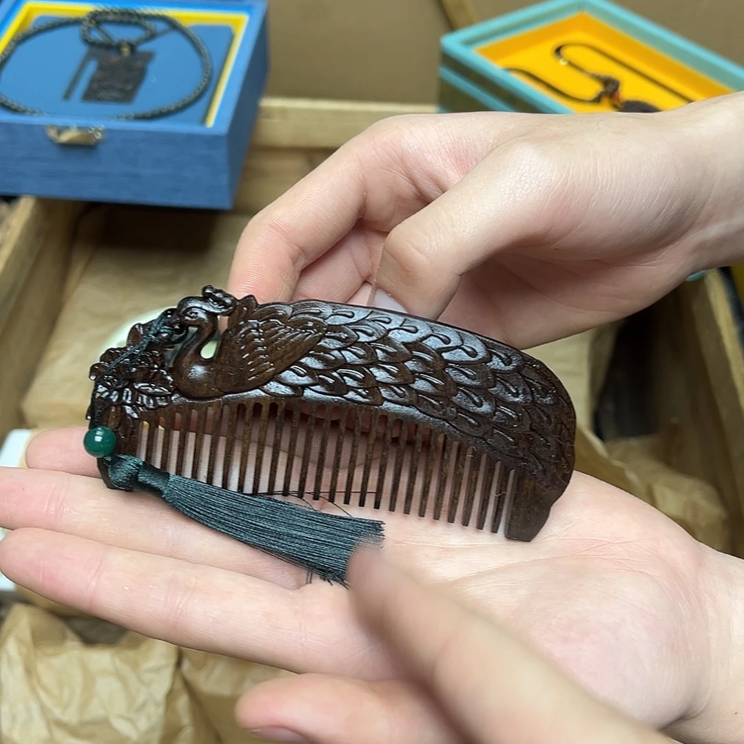 大叶紫檀（黑酸枝木类）