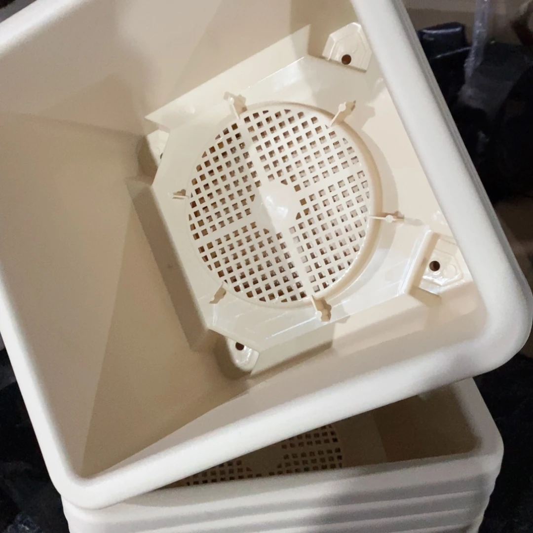 树脂4个米色球根方无托