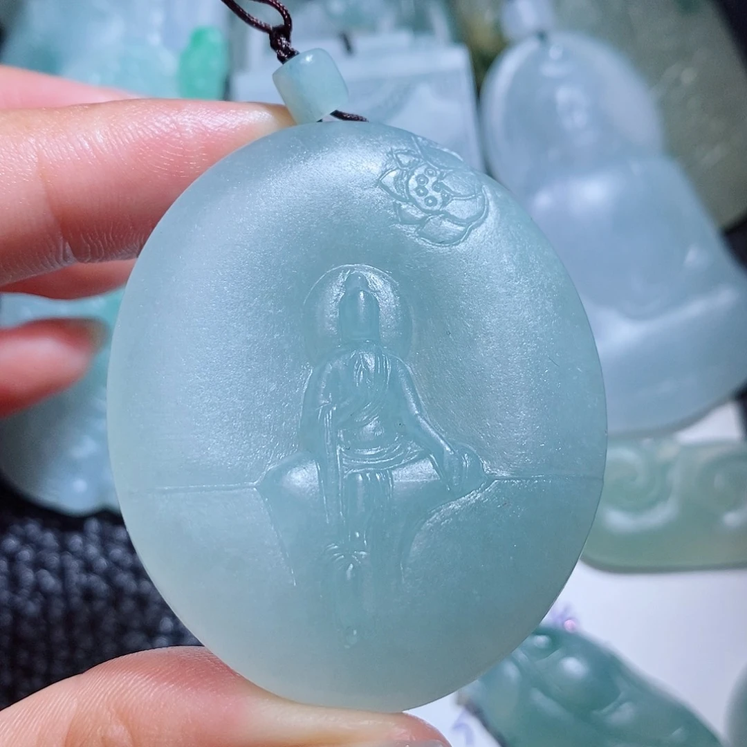 未镶嵌定制翡翠毛货付款后确认抛光