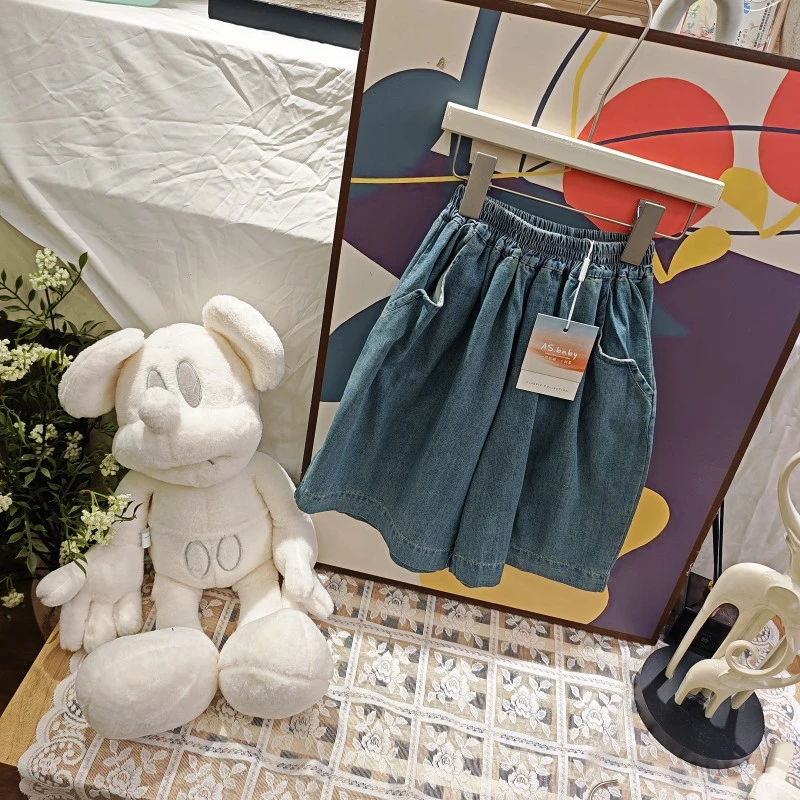 S3-7。25189 女童牛仔裤宽松百搭